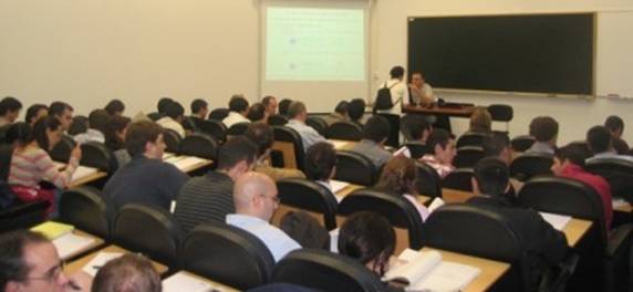 Photofamily_2005_Euroform_Jul05-LR.jpg
